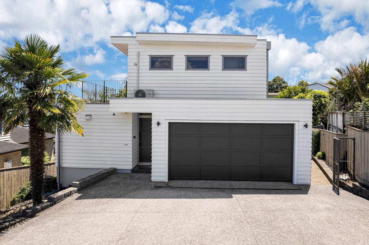 169 Cook Street, Howick, Auckland - Carousel 1