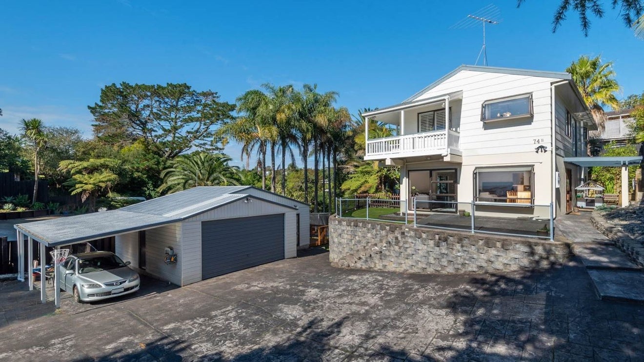 2/74 Glamorgan Drive, Torbay, Auckland - Carousel 1