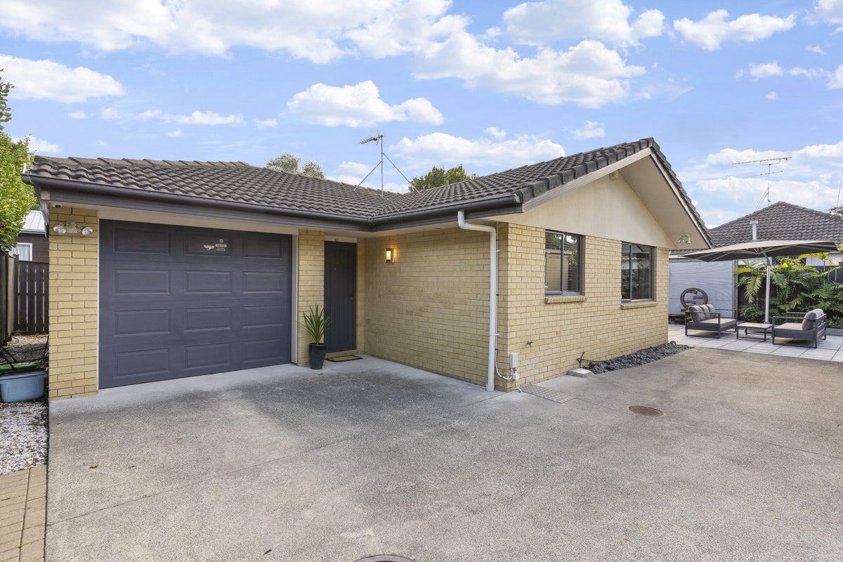174A Captain Springs Road, Onehunga, Auckland - Carousel 2