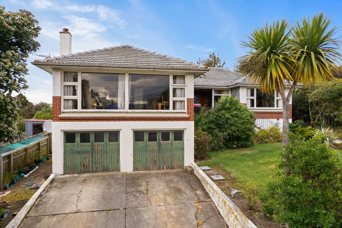 15 Middleton Road, Kew, Dunedin - Carousel 1
