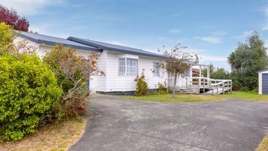 82 Grace Crescent, Richmond Heights, Taupo - Carousel 1