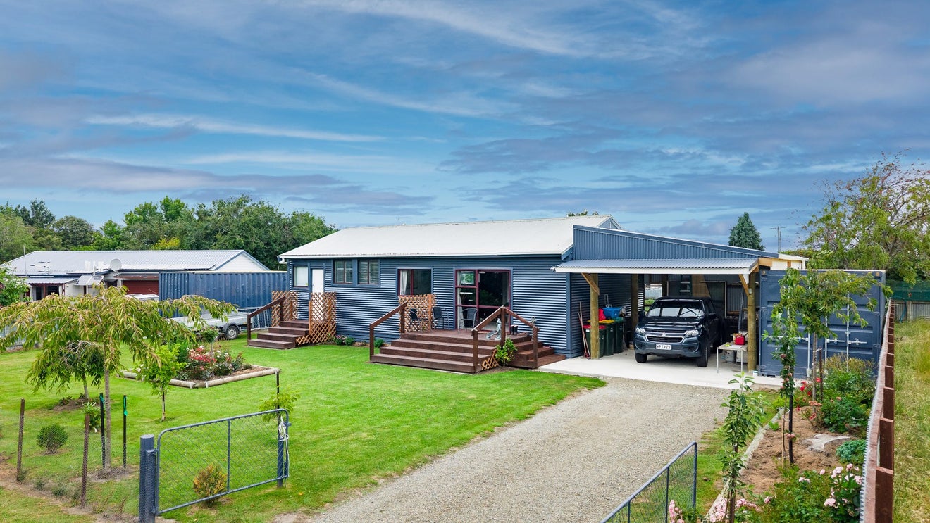 10 Meehan Place, Makikihi, Timaru - Carousel 1