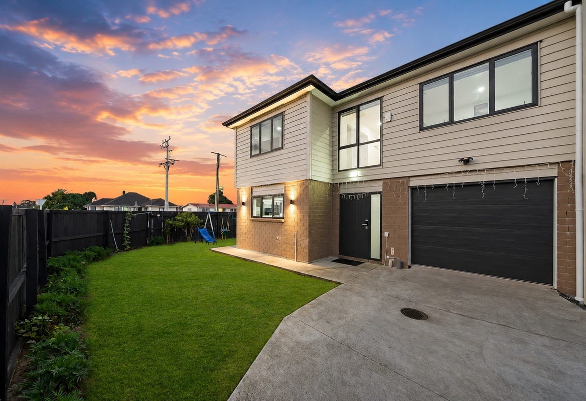 24 Caspar Road, Papatoetoe, Auckland - Carousel 1