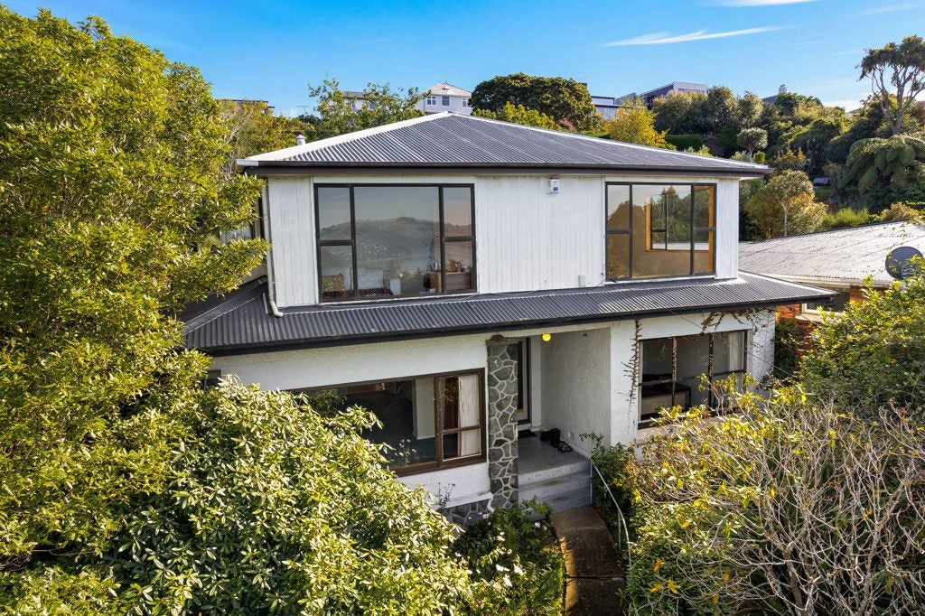 21 Harcourt Street, Belleknowes, Dunedin - Carousel 2