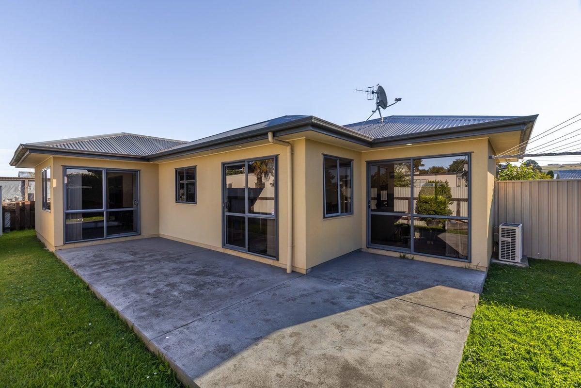 9A Oxford Street, Taradale, Napier - Carousel 12