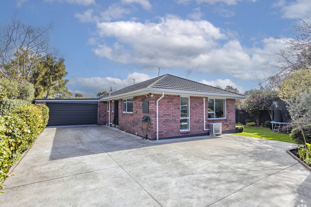 15A Kaiwara Street, Hoon Hay, Christchurch - Carousel 2