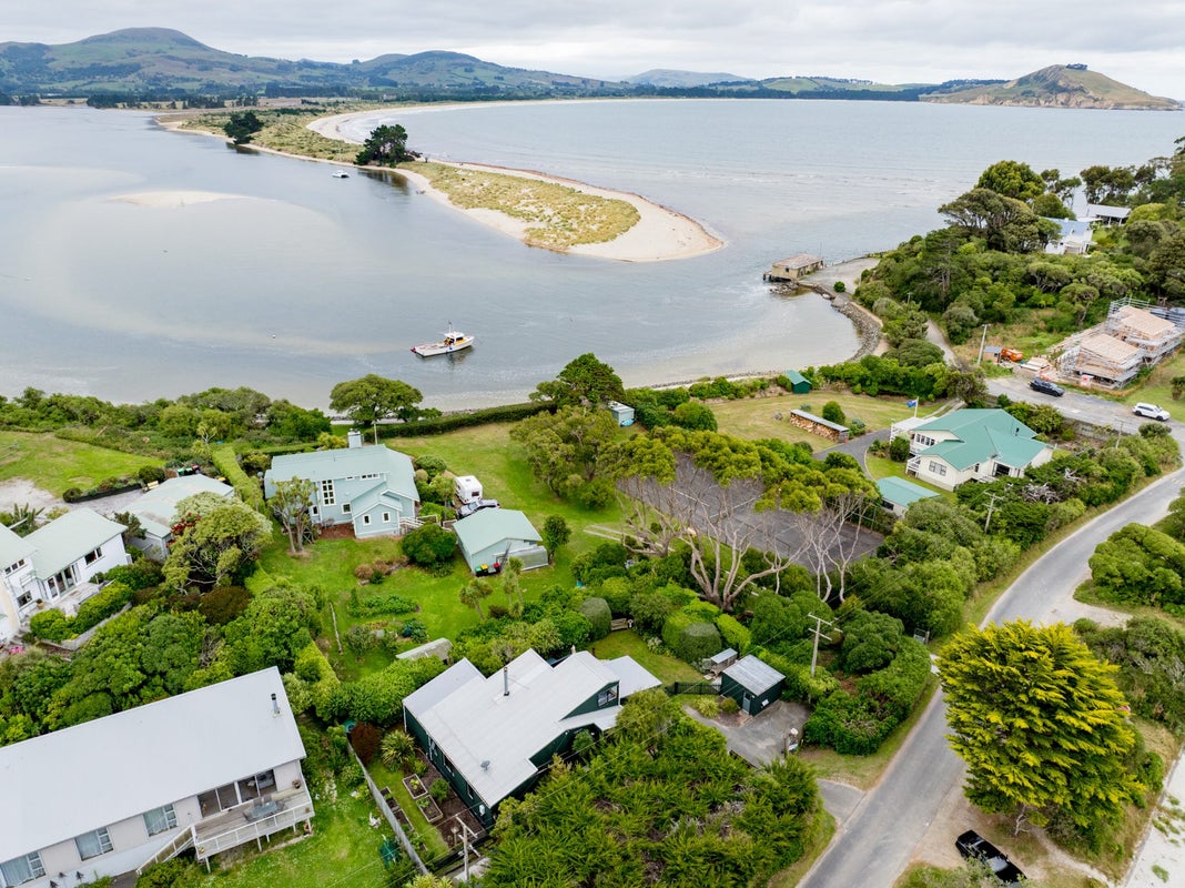 17 Sulisker Street, Karitane, Waikouaiti - Carousel 34