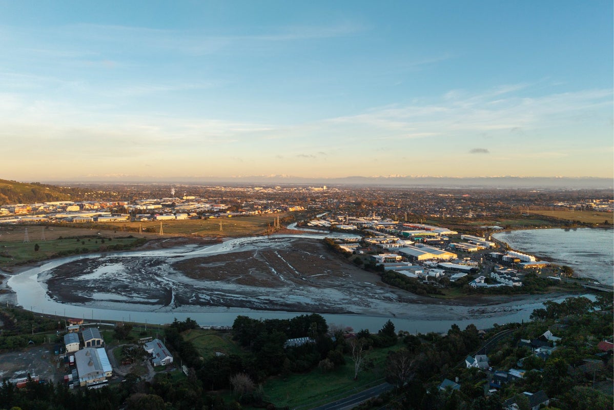 101 Cannon Hill Crescent, Mount Pleasant, Christchurch - Carousel 2