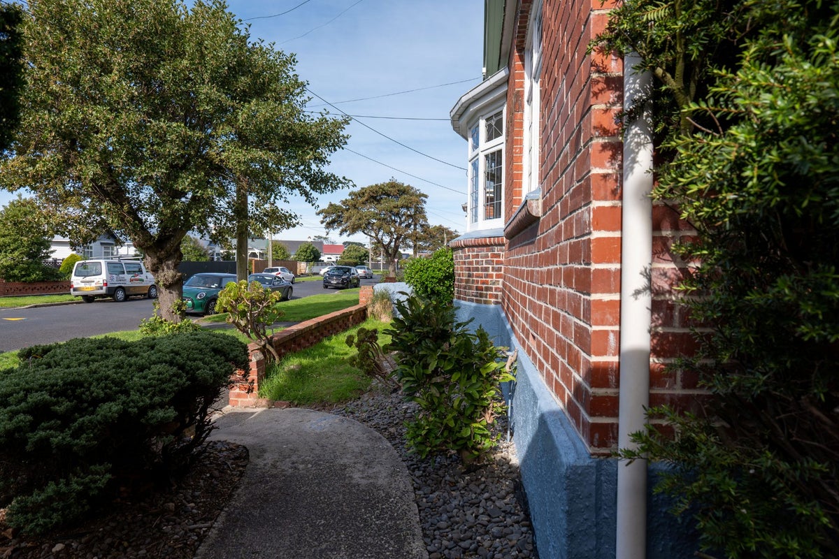 20 Cranley Street, Musselburgh, Dunedin - Carousel 2