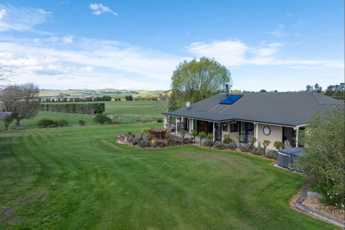 128 Horsley Down Road, Hawarden, Hawarden - Carousel 42