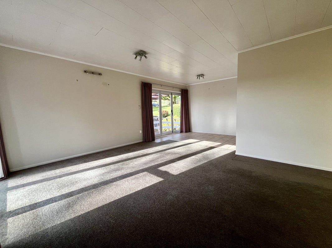 339 Whitford Road, Howick - Carousel 2