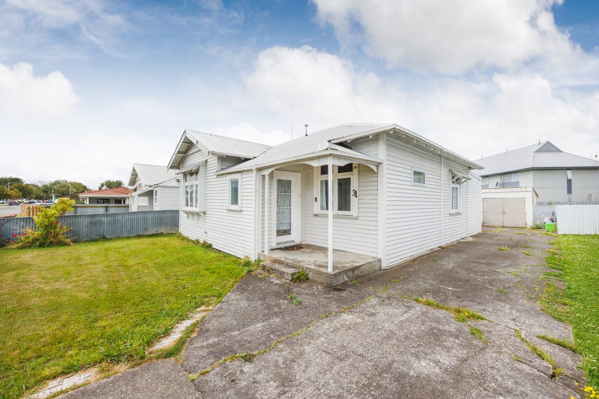 31 McGiffert Street, Palmerston North, Palmerston North - Carousel 2