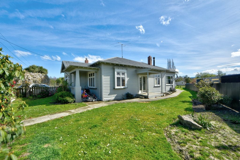 137 Roxburgh Street, Heriot, Tapanui - Carousel 1