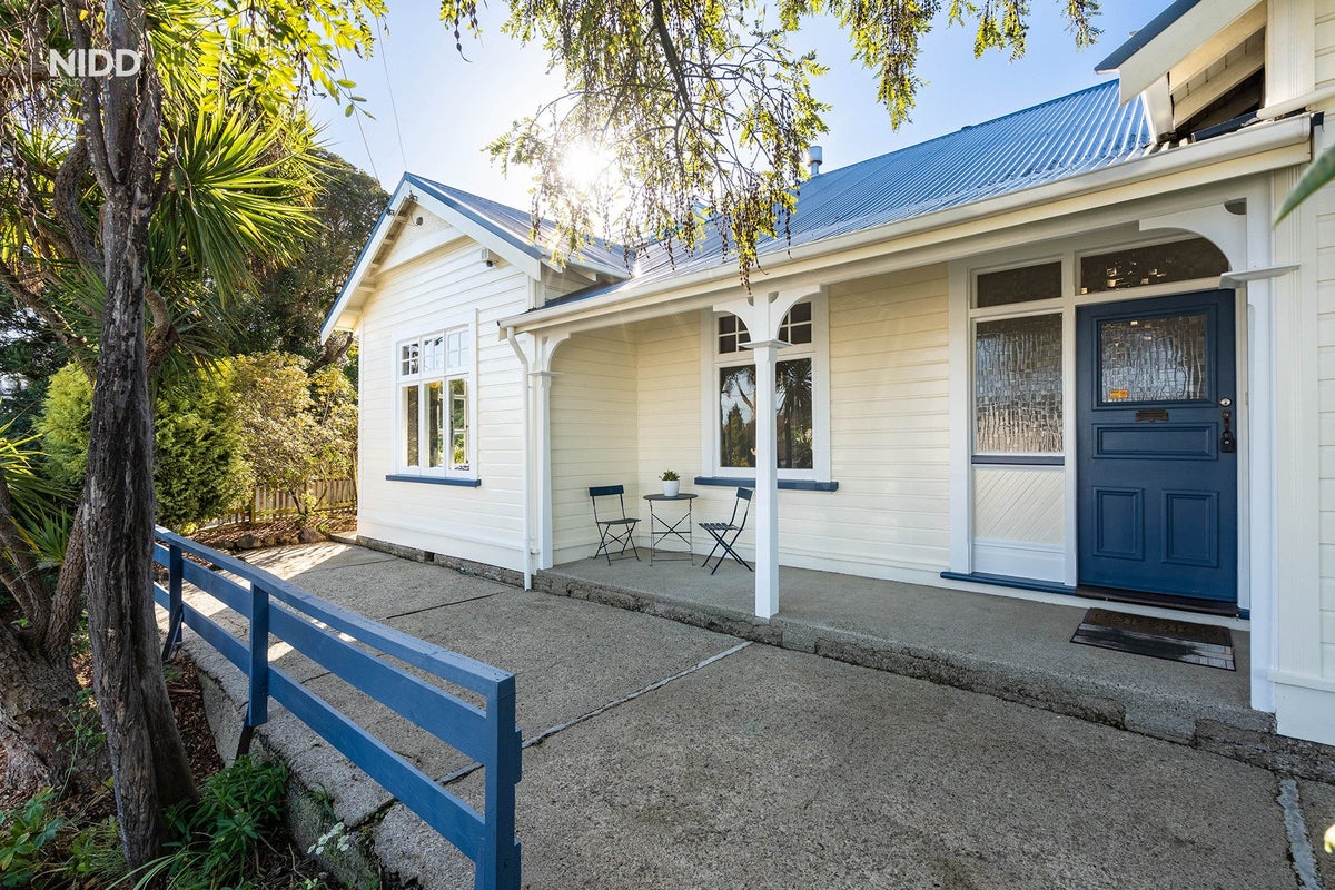 36 Napier Street, Belleknowes, Dunedin - Carousel 2