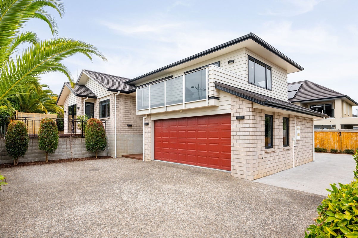 1 Moonlight Drive, Rototuna North, Hamilton - Carousel 43