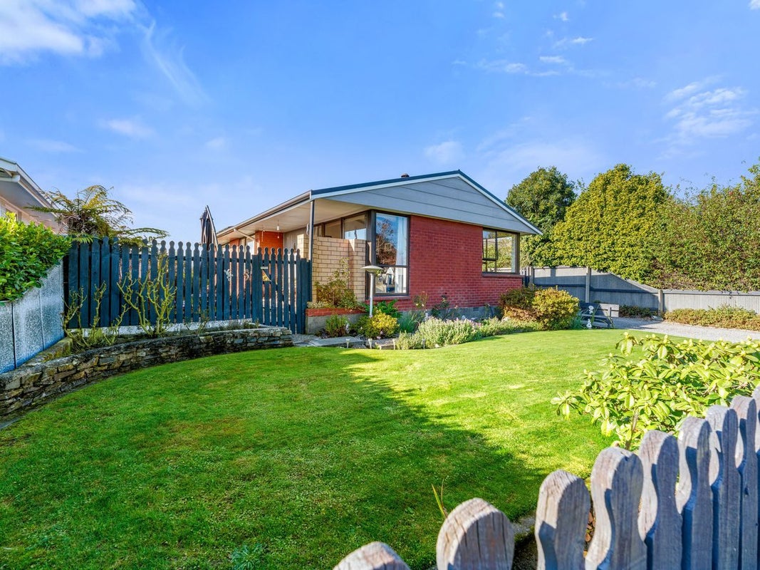 21 Montague Street, Islington, Christchurch - Carousel 1