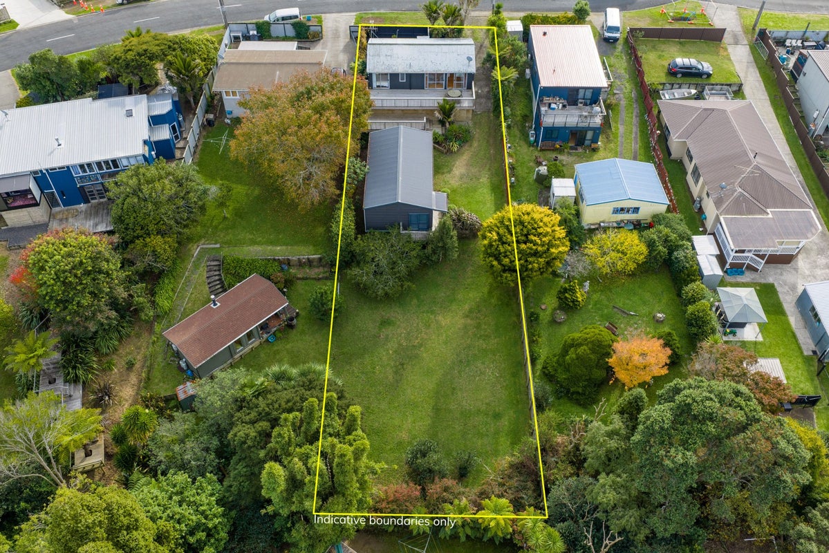 6 Te Hutewai Road, Raglan, Raglan - Carousel 2