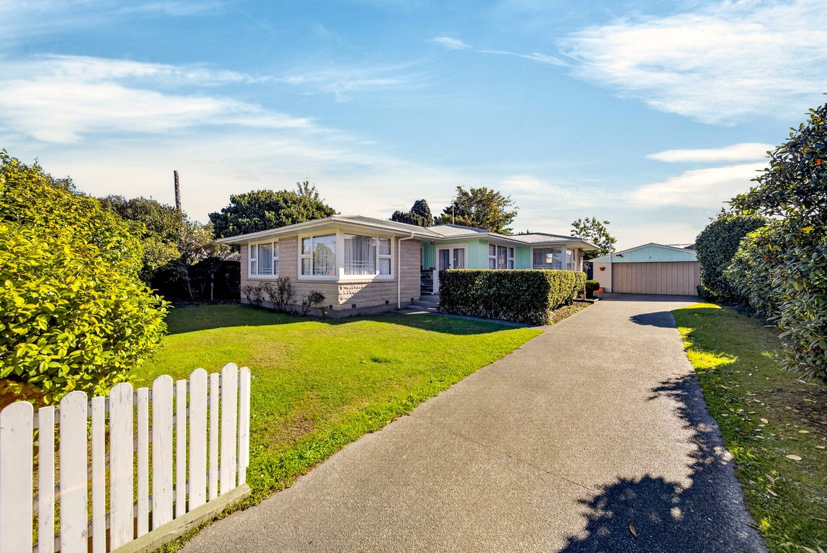 77 Cutts Road, Russley, Christchurch - Carousel 1