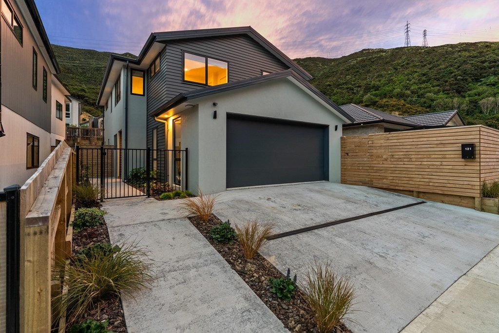 131 Silverstream Road, Crofton Downs, Wellington - Carousel 1