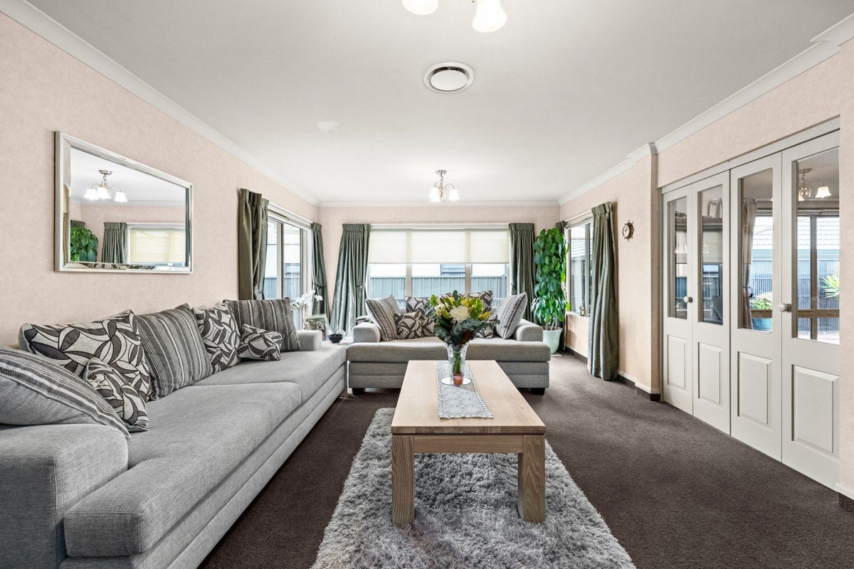 43 Palmbrook Avenue, Havelock North, Havelock North - Carousel 2
