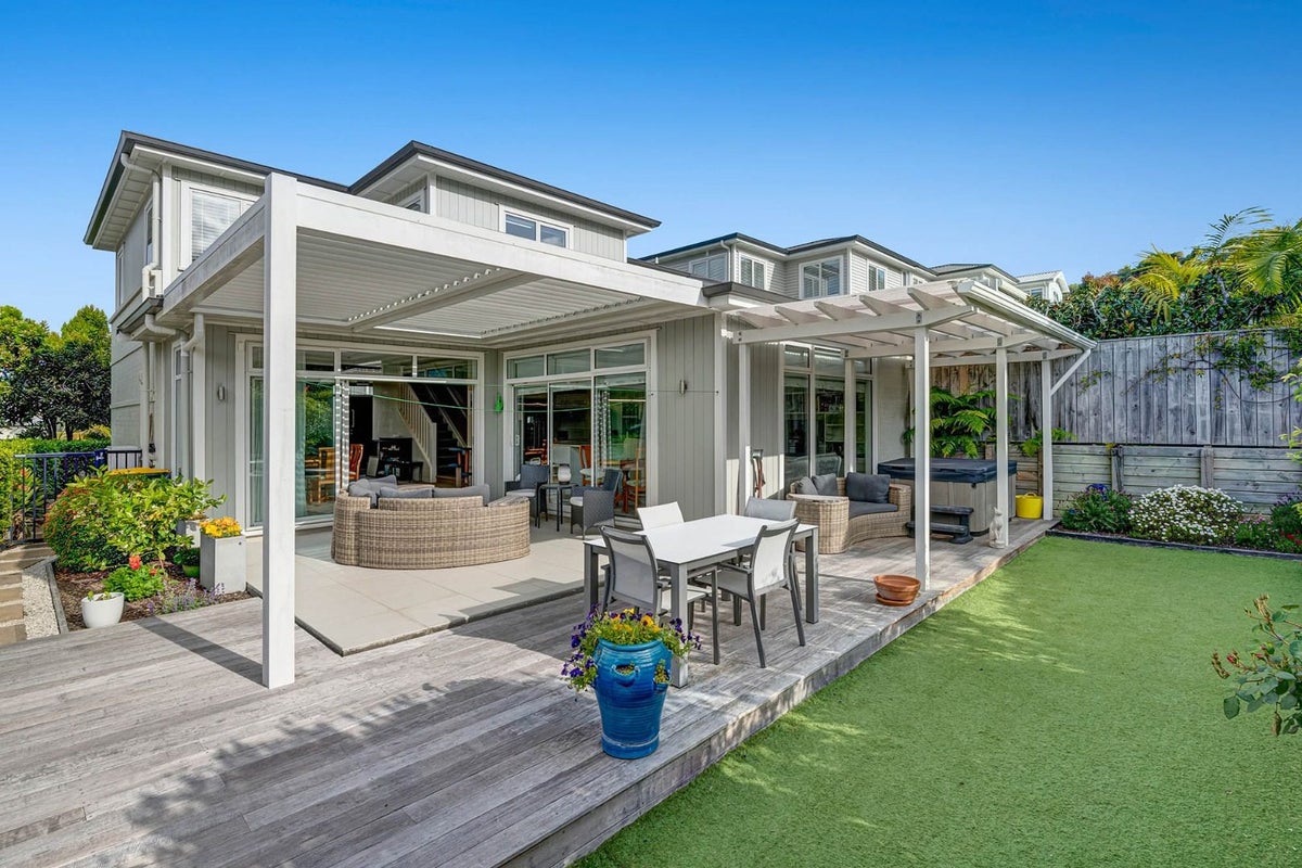 61 Panorama Heights, Orewa, Orewa - Carousel 2