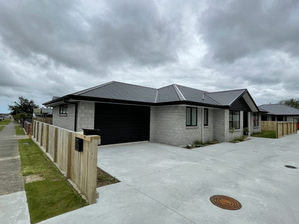 318 Crinan Street, Georgetown, Invercargill - Carousel 2