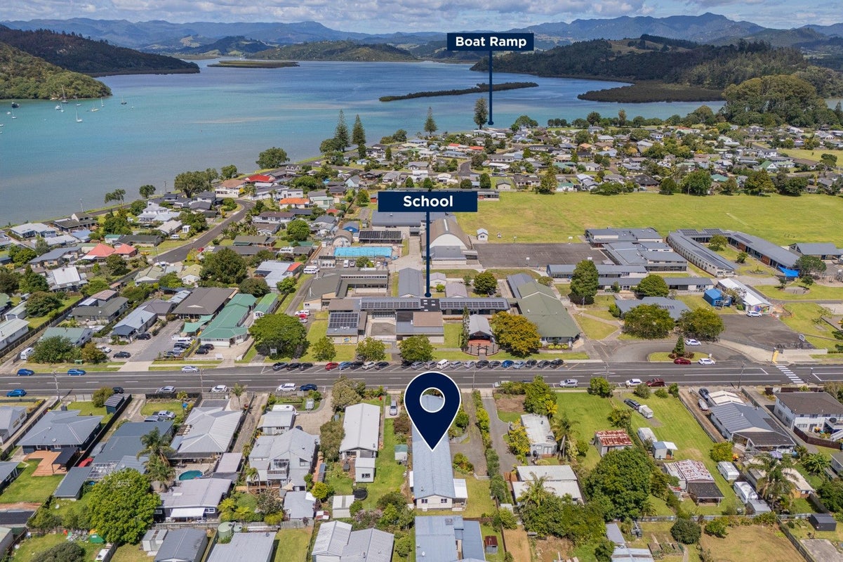 29B South Highway East, Whitianga, Whitianga - Carousel 16
