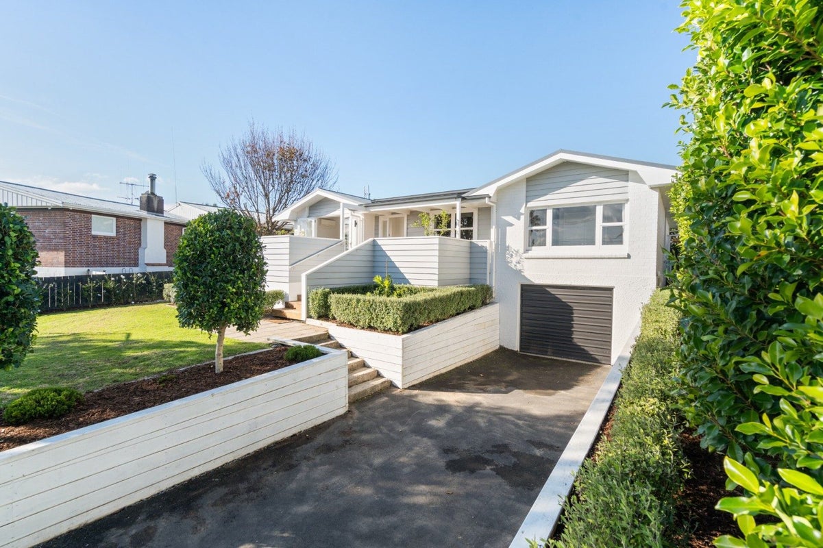 82 Grange Road, Otumoetai, Tauranga - Carousel 1