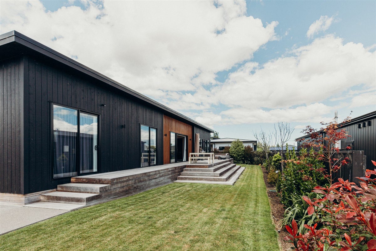 56 Burgundy Drive, Martinborough, Martinborough - Carousel 2