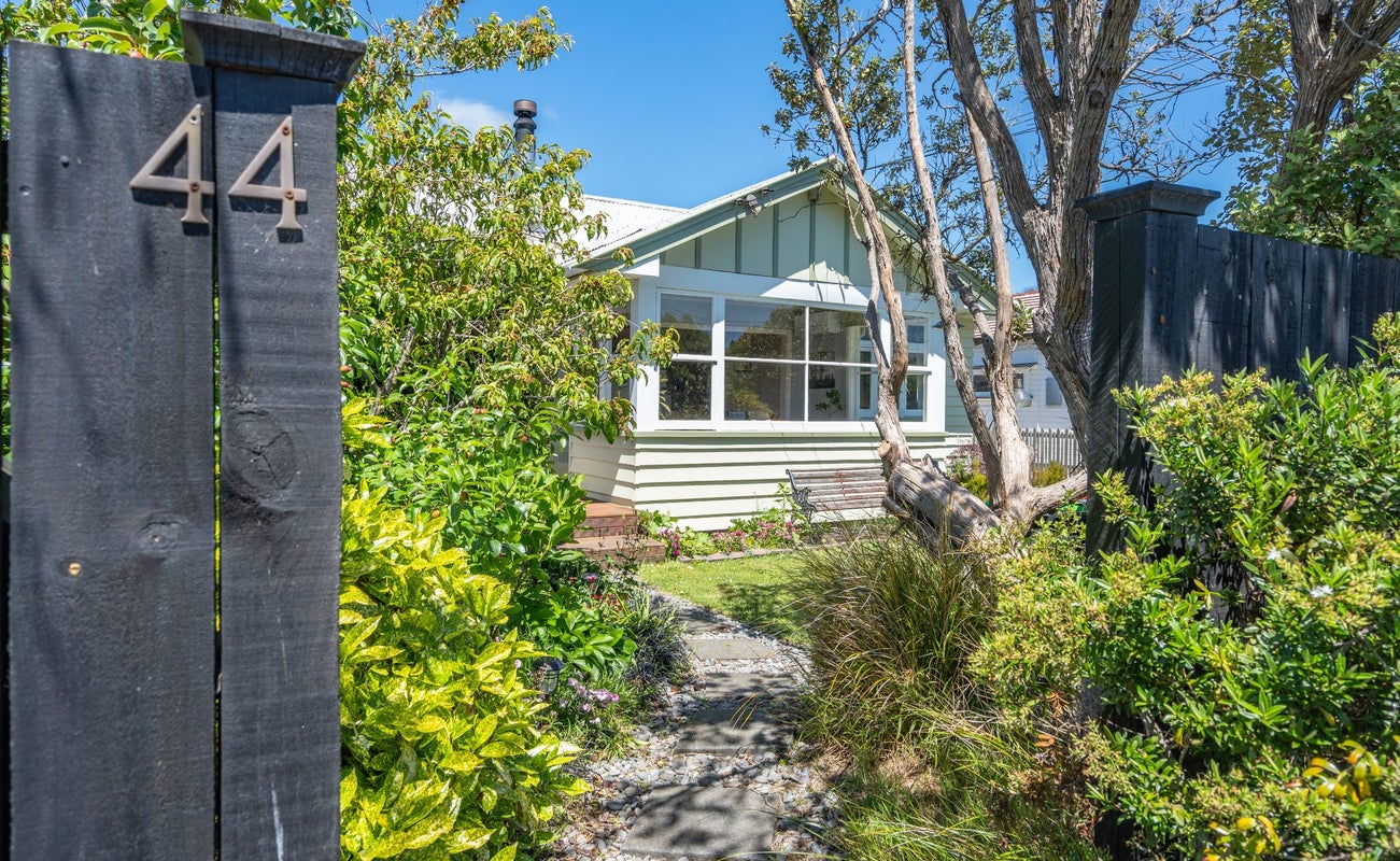1/44 Koromiko Street, Saint Martins, Christchurch - Carousel 1