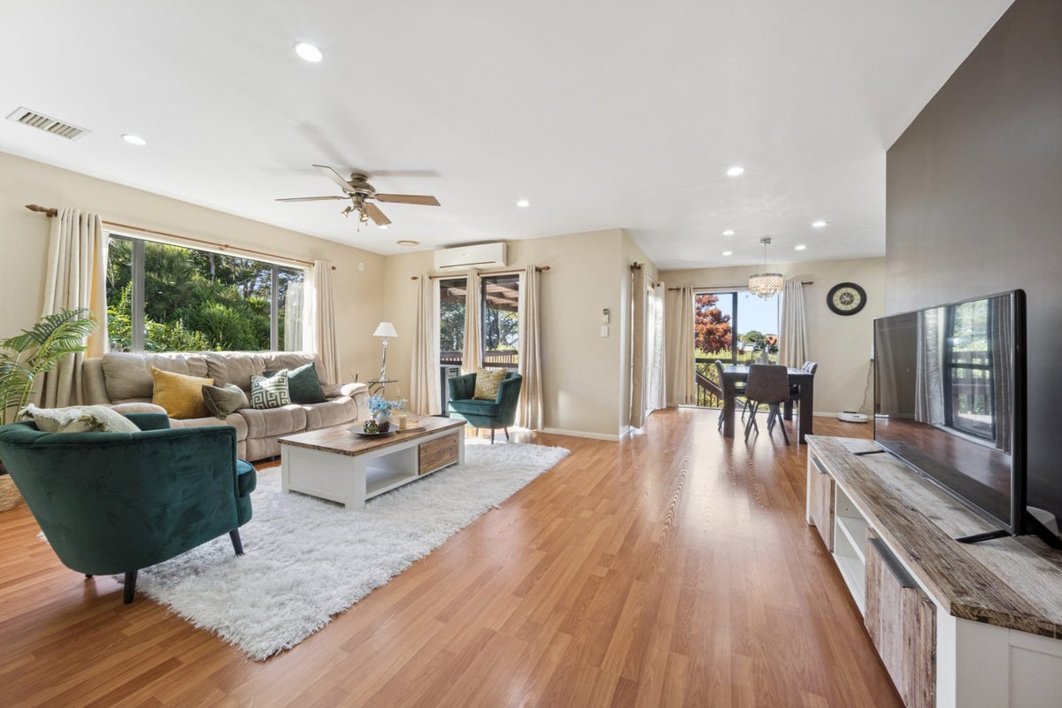 70A Wingate Street, Avondale, Auckland - Carousel 2