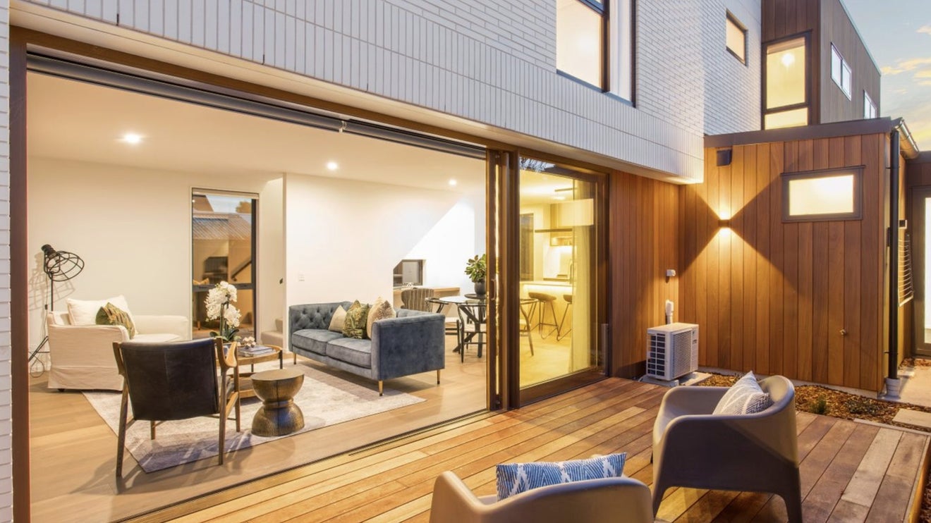 2/34 Courtenay Street, St Albans, Christchurch - Carousel 1