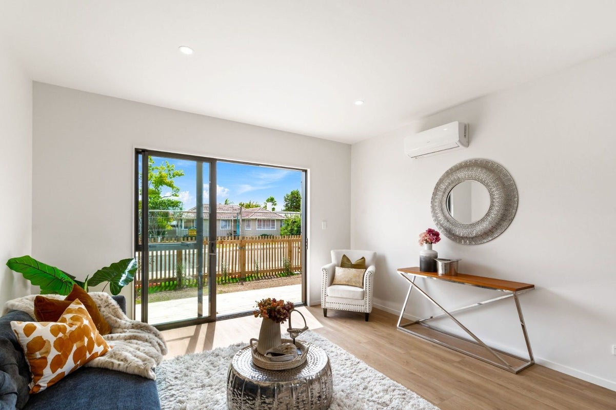 20A Fairdene Avenue, Henderson, Auckland - Carousel 2