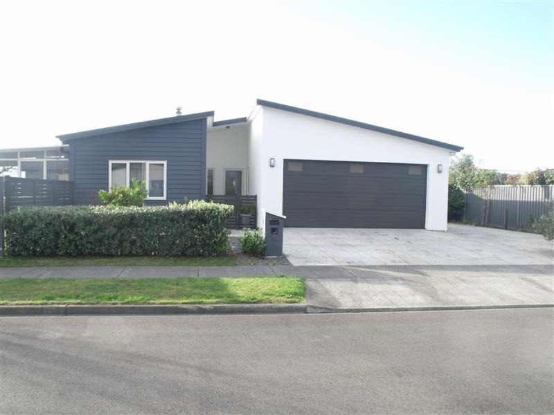 96 Squire Drive, Awatoto, Napier - Carousel 1