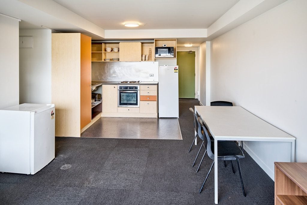 2J/242 Taranaki Street, Mount Cook, Wellington - Carousel 2