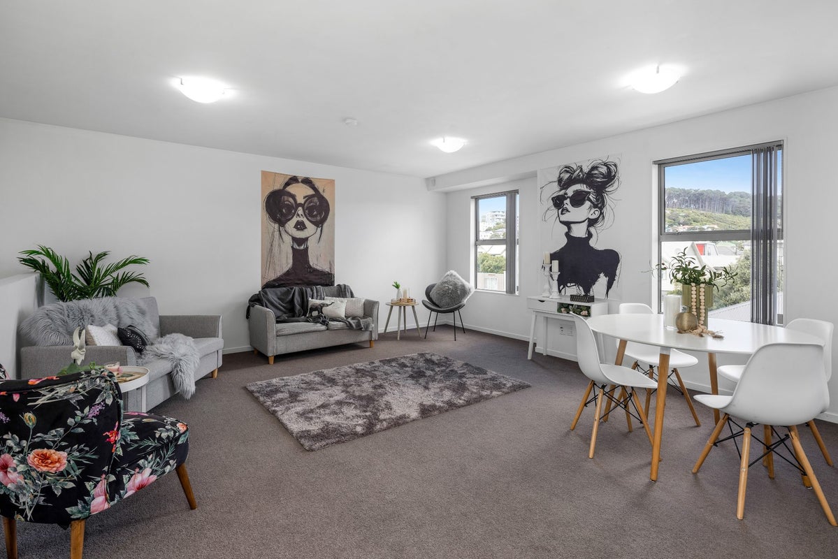 6/44 Owen Street, Newtown, Wellington - Carousel 1