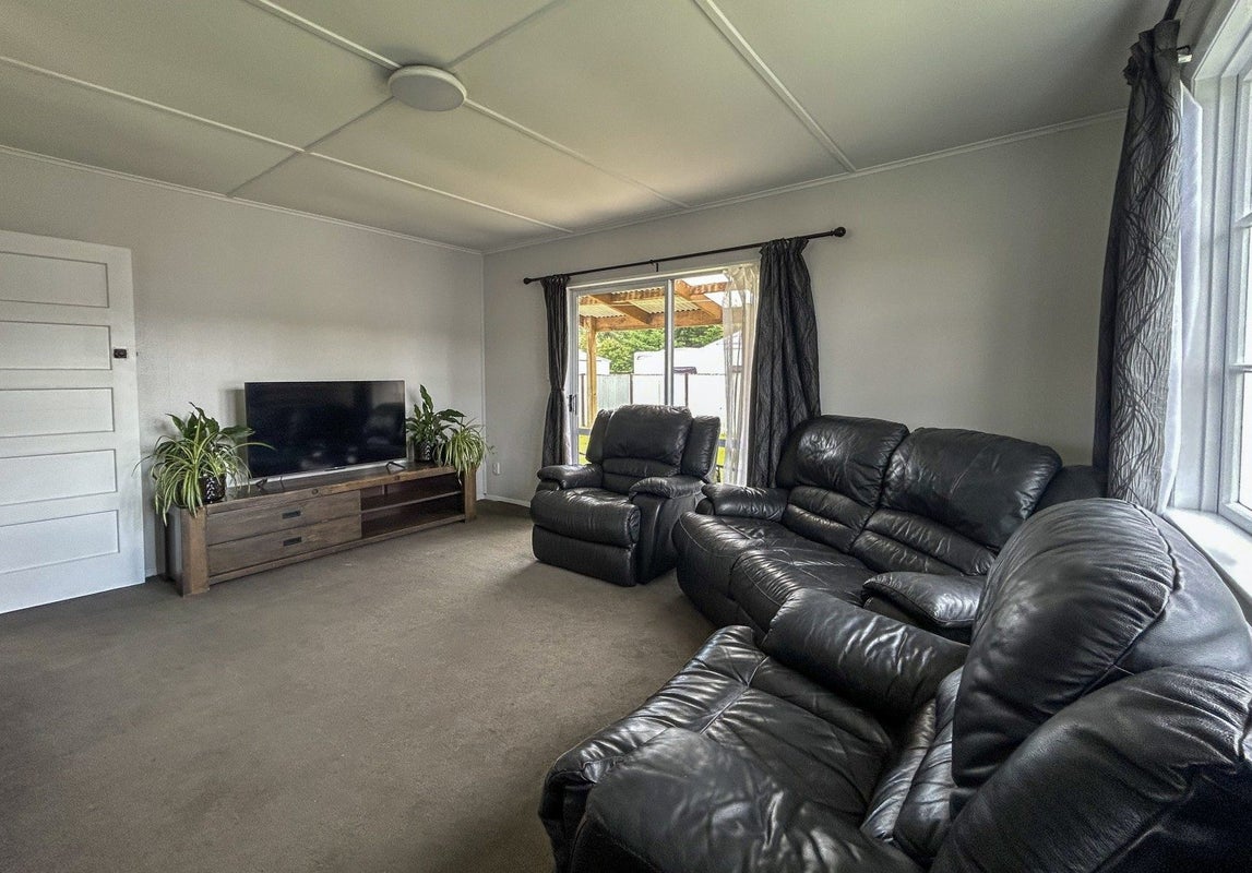 4 Plaskett Street, Reefton, Reefton - Carousel 2