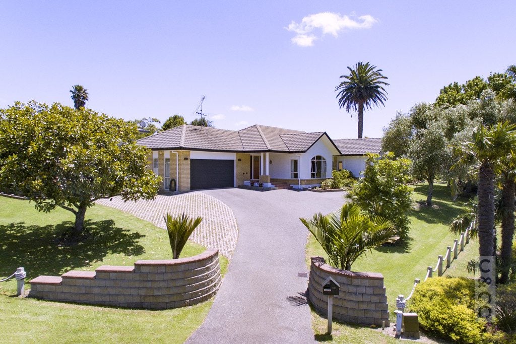 10 Amber Place, Waimauku, Waimauku - Carousel 1