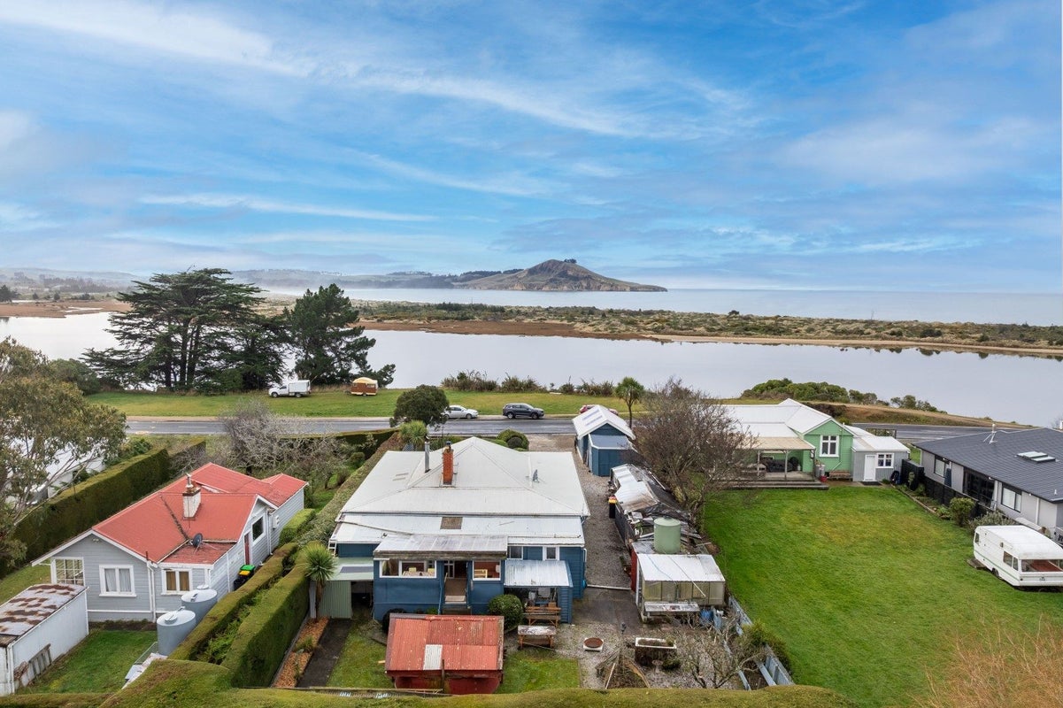 1391 Coast Road, Karitane, Waikouaiti - Carousel 2