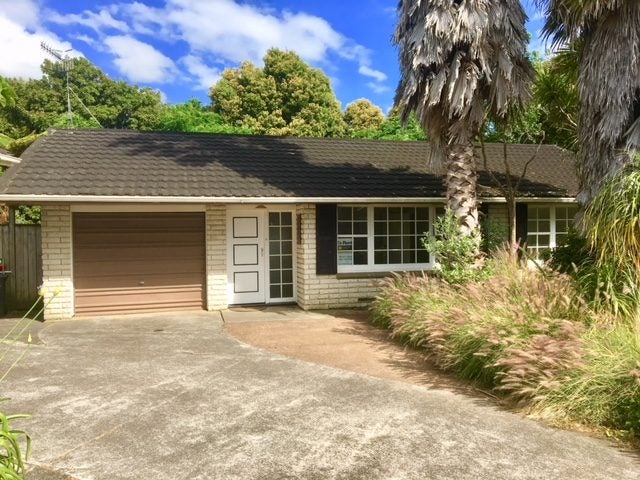 4/10 Alana Place, Mount Wellington, Auckland - Carousel 1