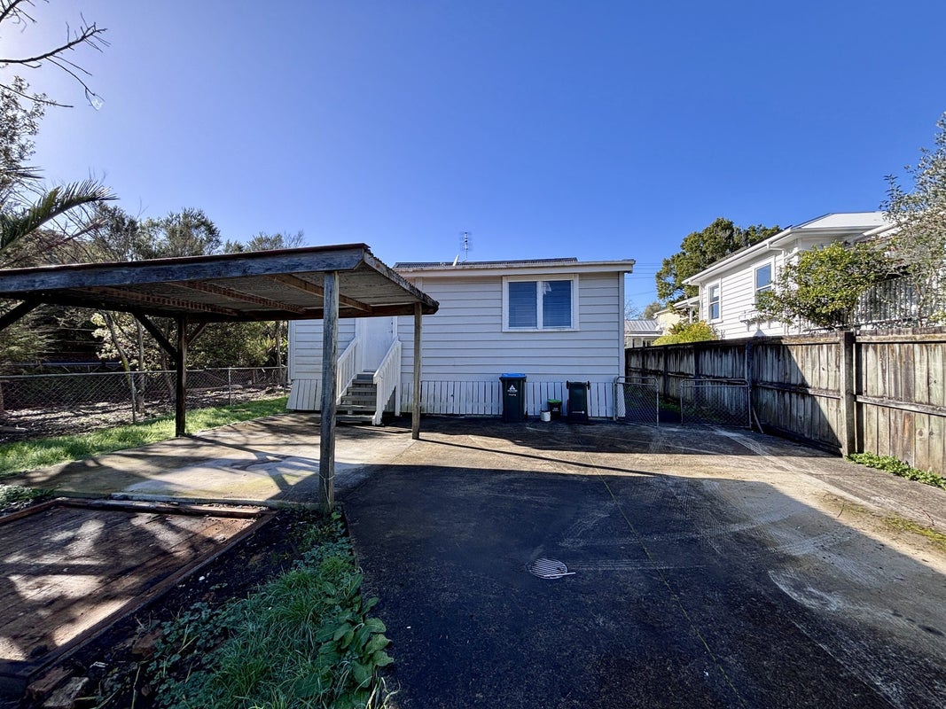 52 Kingsland Avenue, Kingsland, Auckland - Carousel 21