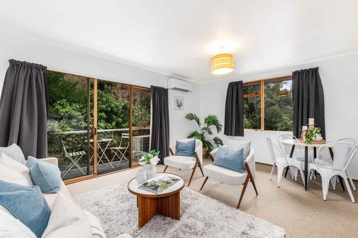 5/273 GROUNSELL CRES, BELMONT, LOWER HUTT - Carousel 2