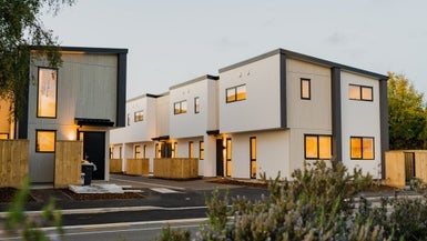 1/148 Blenheim Road, Riccarton, Christchurch - Carousel 1