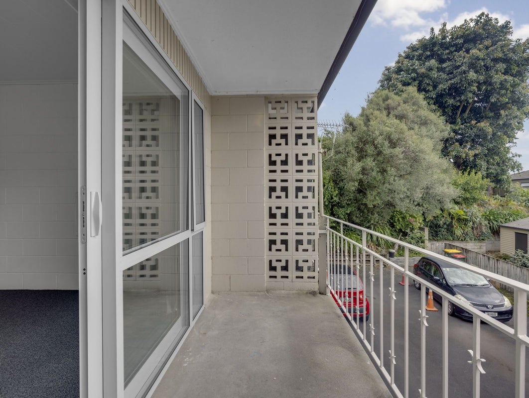 6 Teddy Street, Whitiora, Hamilton - Carousel 14