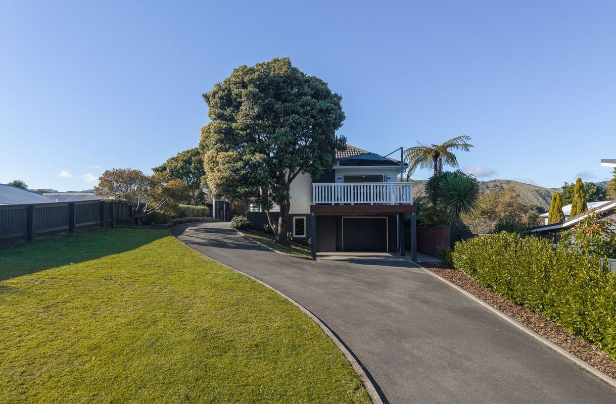 34 Clunie Avenue, Raumati South, Paraparaumu - Carousel 1