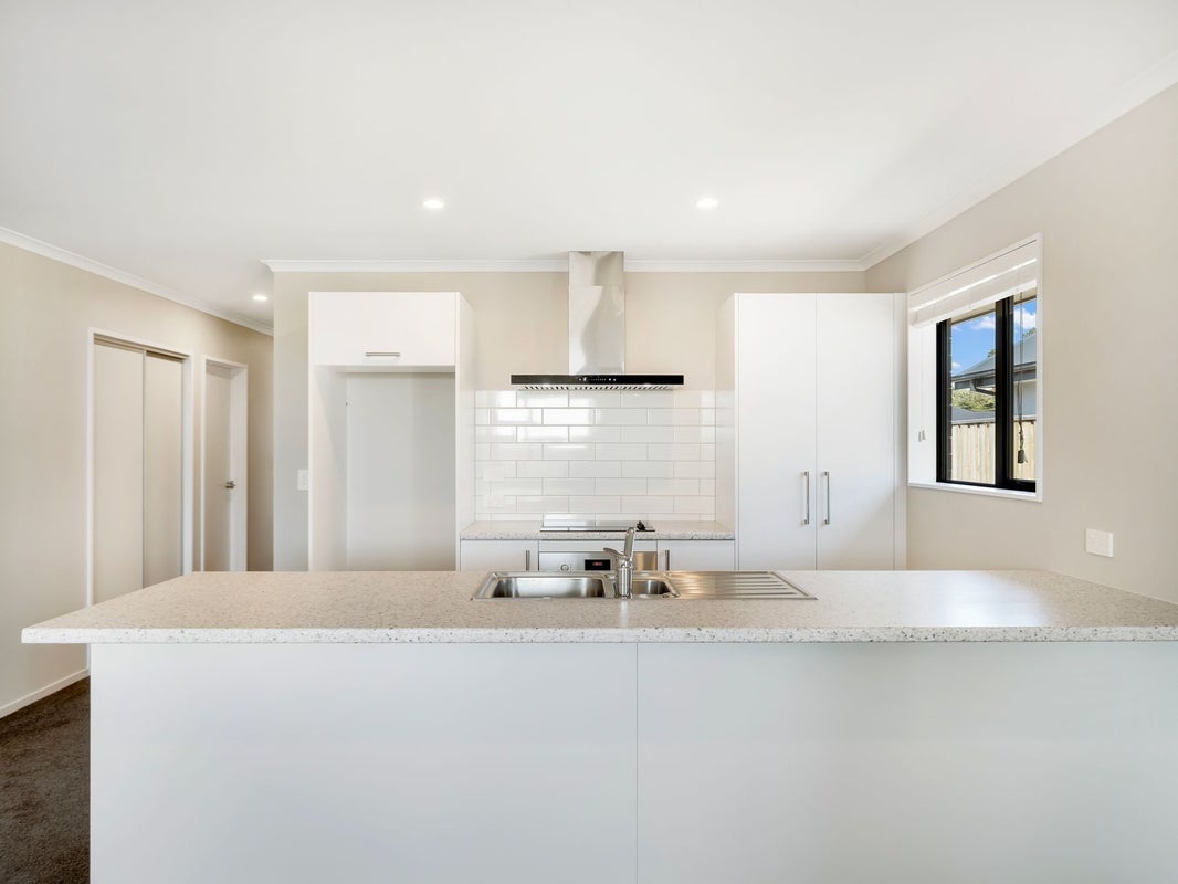 31 Wilkin Road, Woodend, Woodend - Carousel 2