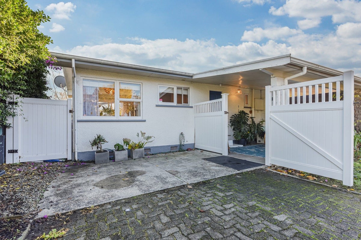 2/56 Golf Road, Tahunanui, Nelson - Carousel 18