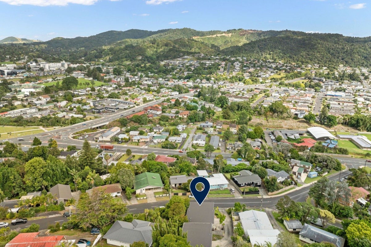 50 Hilltop Avenue, Morningside, Whangarei - Carousel 2