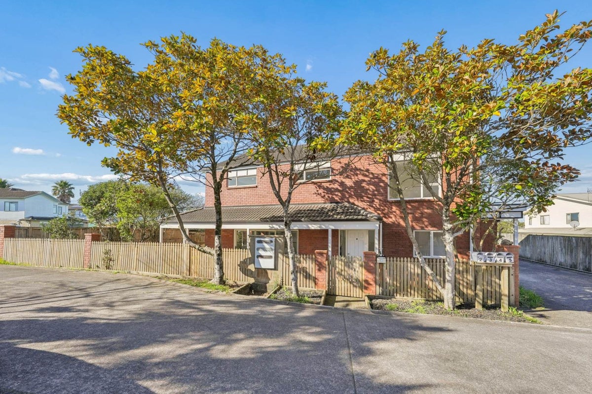 1/23 Charlenne Close, Ranui, Auckland - Carousel 1