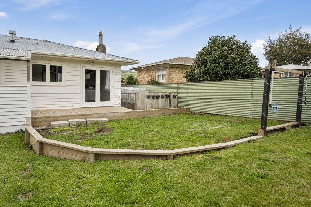257 Clayton Road, Pukehangi, Rotorua - Carousel 17